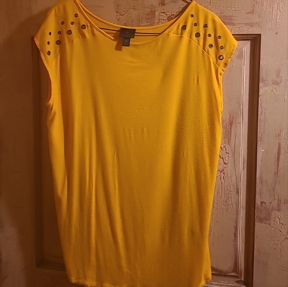 Med yellow tank top